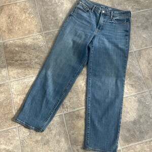 Old Navy High-Waisted Wow Loose Jeans